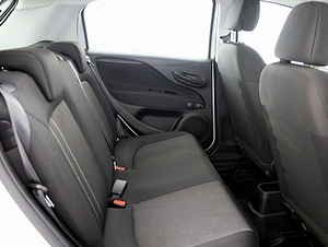 Fiat Punto Facelift 1.2 51kW (7 foto / 8)