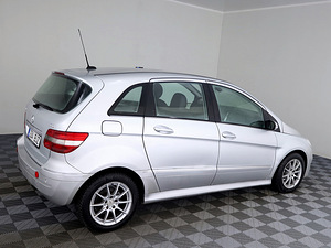 Mercedes-Benz B 180 Avantgarde 2.0 CDI 80kW (3 foto / 7)