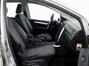 Mercedes-Benz B 180 Avantgarde 2.0 CDI 80kW (6 foto / 7)
