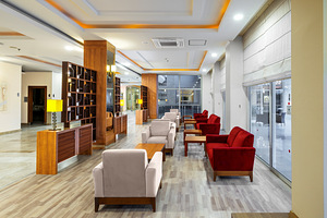SOLIVIA HOTEL (EX. TITAN SELECT HOTEL) (3 фото из 10)
