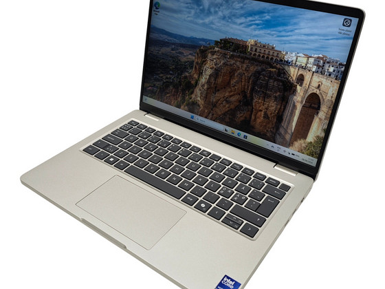 Ноутбук Dell Pro 14 PC14250 + докстанция + провод