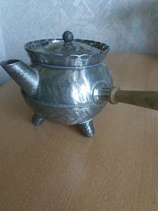 Старинный заварочный чайник / кофейник. Ручная работа. (3 фото из 10)