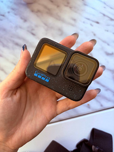 GoPro Hero 12 + 2 battery + Telesin battery case (1 foto / 4)