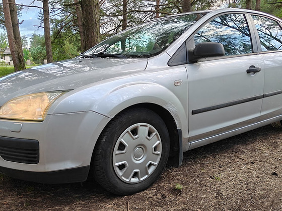 Ford Focus Trend 1.6 R6 74kW 2005.a.