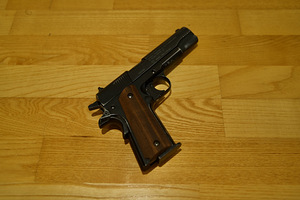 Umarex Colt Government 1911 A1 Vintage CO2 пневматический пистолет (6 фото из 10)