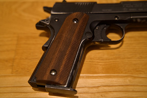 Umarex Colt Government 1911 A1 Vintage CO2 пневматический пистолет (7 фото из 10)