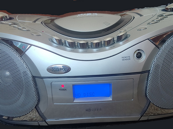Radiorecorder mit CD-player, FM radio, cassette