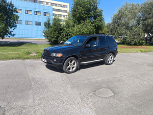 BMW X5 (1 фото из 1)
