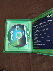 Футбольная игра на хбох (2 фото из 2)