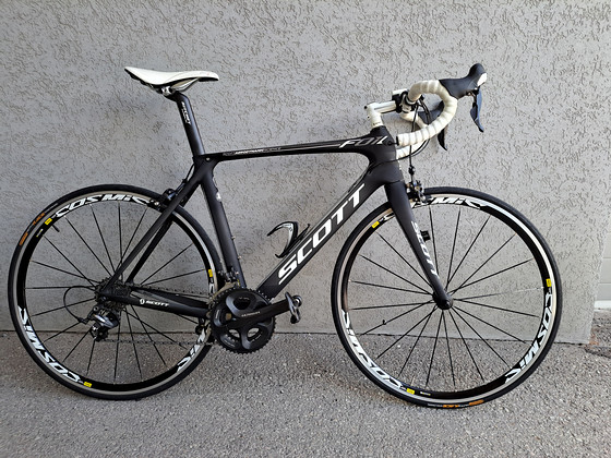Maanteeratas Scott Foil 20
