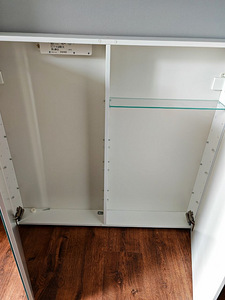 Valgustusega peegelkapp vannituppa IKEA (3 foto / 5)