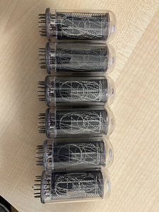 Numbrilambid ИН18 (Nixie tubes IN18) (1 фото из 4)