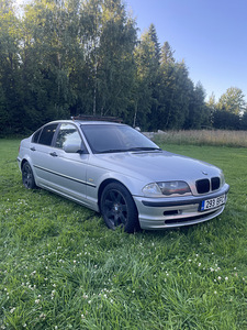 BMW E46 318i (1 фото из 2)