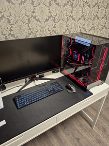 PC / RTX 5080 / 9800X3D / 64GB DDR5 (2 foto / 4)