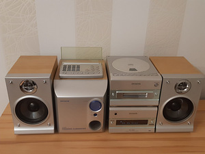 Komplekt TECHNICS + Philips MCD 716 + Aiwa XR-M89 (8 foto / 9)