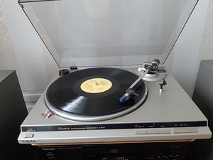 Komplekt TECHNICS + Philips MCD 716 + Aiwa XR-M89 (3 foto / 9)