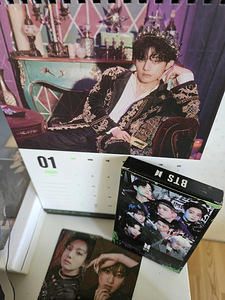 BTS много разных вещей (2 фото из 5)