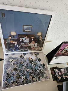BTS много разных вещей (5 фото из 5)