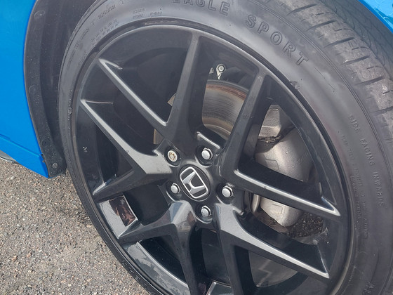 Шины Goodyear Eagle F1 235/40 R18 (3 шт + 1 шт.)