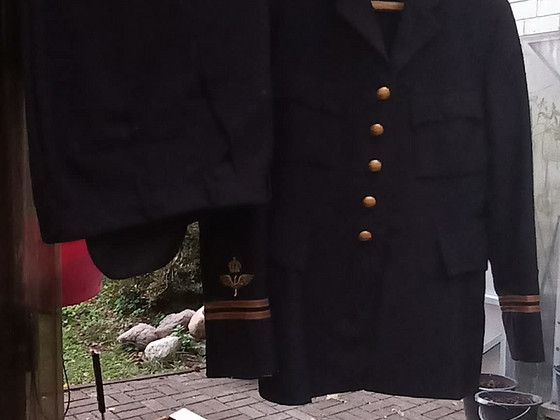 Lennuväe kapteni vorm
