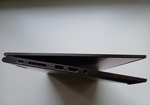 Lenovo ThinkPad X1 Yoga 5 Gen Touchscreen 4K (4 foto / 10)