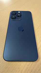 Apple iPhone 15 Pro Max 512GB Blue Titanium v heas korras (1 foto / 2)