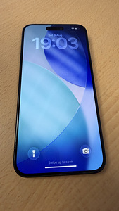 Apple iPhone 15 Pro Max 512GB Blue Titanium v heas korras (2 foto / 2)
