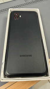 Samsung Galaxy Xcover 6 Pro Black v heas korras (2 foto / 2)
