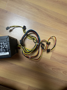 Блок питания BRONZE 450W (3 фото из 4)