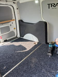 Ford transit connect (8 foto / 10)