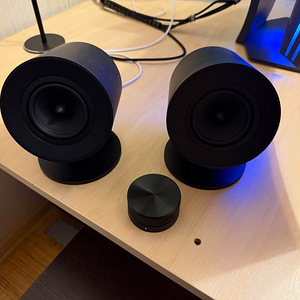 Razer Nommo V2 Pro 2.1 PC Gaming Speakers (2 foto / 5)