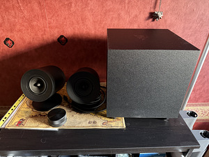 Razer Nommo V2 Pro 2.1 PC Gaming Speakers (4 foto / 5)