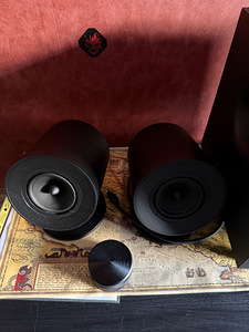 Razer Nommo V2 Pro 2.1 PC Gaming Speakers (5 foto / 5)