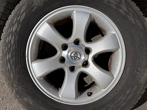17" Toyota originaalveljed 6x139,7 + suverehvid 265/65/17 (5 foto / 7)
