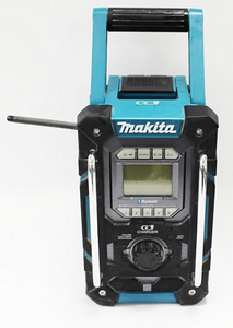 Радио Makita DMR300 Bluetooth AUX IP65 (2 фото из 2)