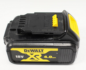 Aku Dewalt 4.0Ah 18V XR (2 foto / 2)