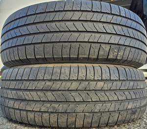 R17 Michelin 225/65/17 - 2 шт - 6 мм - установка (1 фото из 1)