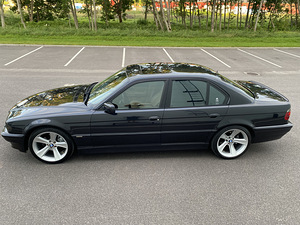 BMW e38 730d (2 foto / 13)