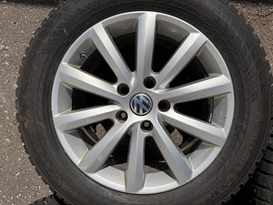 18" Volkswagen originaalveljed 5x130 + uued naastrehvid (1 foto / 7)