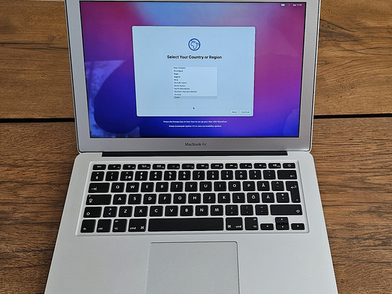 Macbook Air 13 (Early 2015)