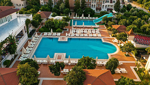 VIKING GARDEN HOTEL & SPA (2 foto / 10)