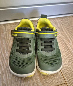 Geox 28 размер (2 фото из 4)