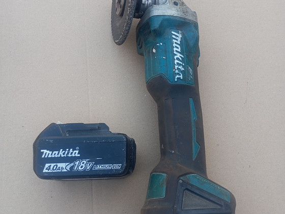 Makita