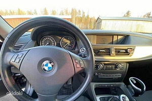 BMW X1 S-drive (6 фото из 10)