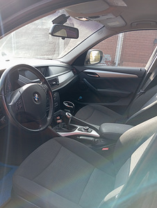 BMW X1 S-drive (8 фото из 10)