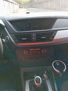 BMW X1 S-drive (10 фото из 10)
