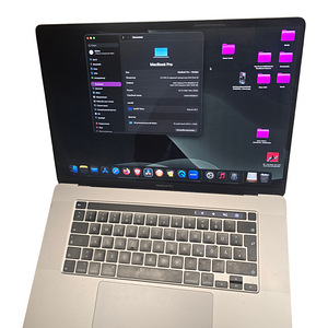 Ноутбук Apple MacBook Pro A2141 Без зарядки (3 фото из 6)