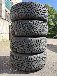 19" BMW X5 X6 veljed 5x120 + naastrehvid 235/55/19 (2 foto / 8)