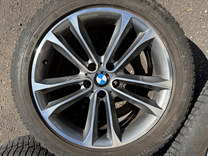 19" BMW X5 X6 veljed 5x120 + naastrehvid 235/55/19 (6 foto / 8)