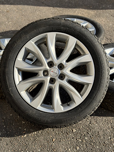 19" Mazda originaalveljed 5x114,3 + naastrehvid 225/55/19 (1 foto / 8)